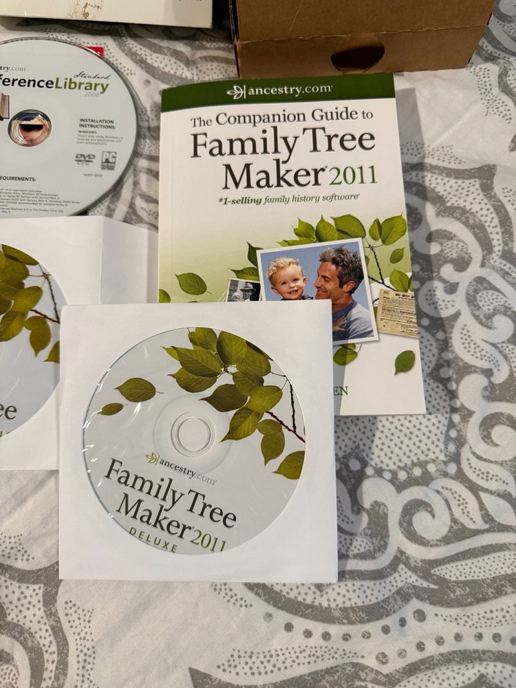 Family tree maker 11, installation disk with Companion Guide & Reference Library