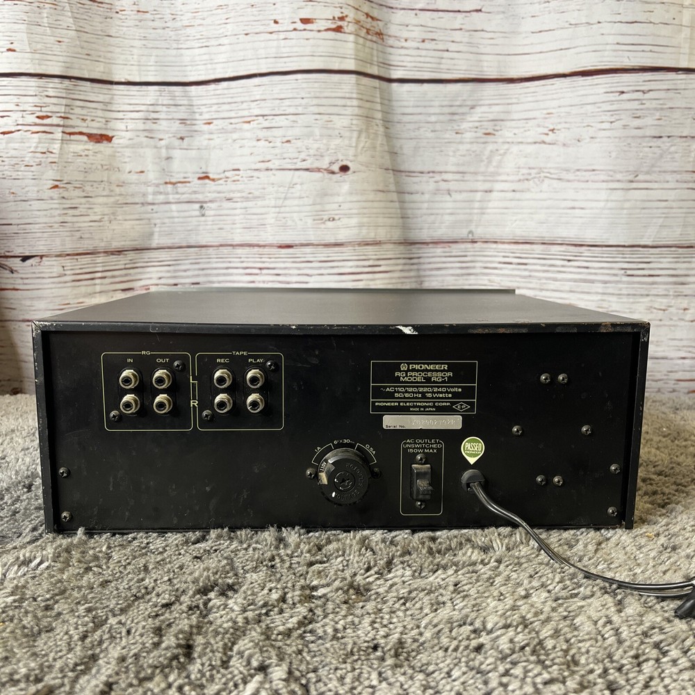 Vintage 1970's Pioneer RG-1 Dynamic Processor ~ Powers On