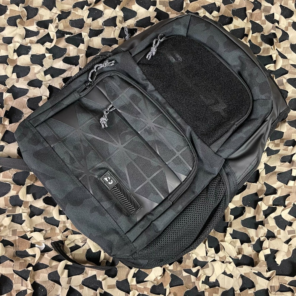 NEW Push Diamond Backpack - Black