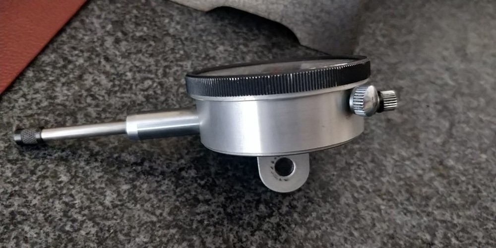 TESTED Dial Indicator: .001" range = 1" FOWLER