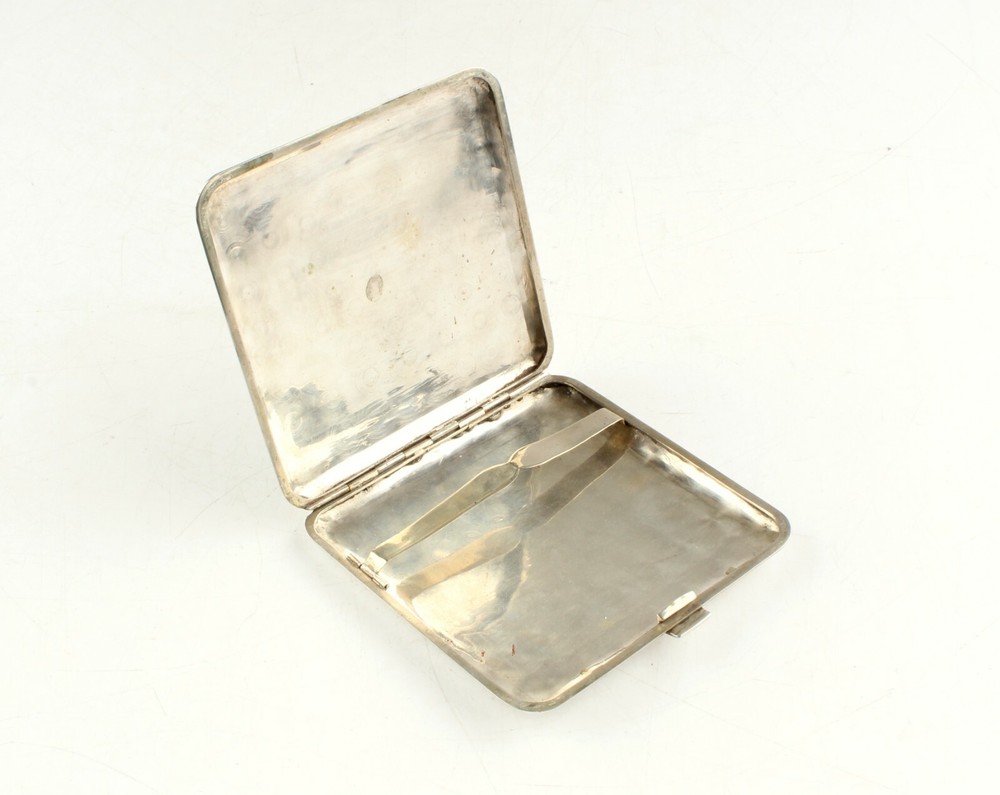 *Vintage Thai Sterling Silver Cigarette Holder Case