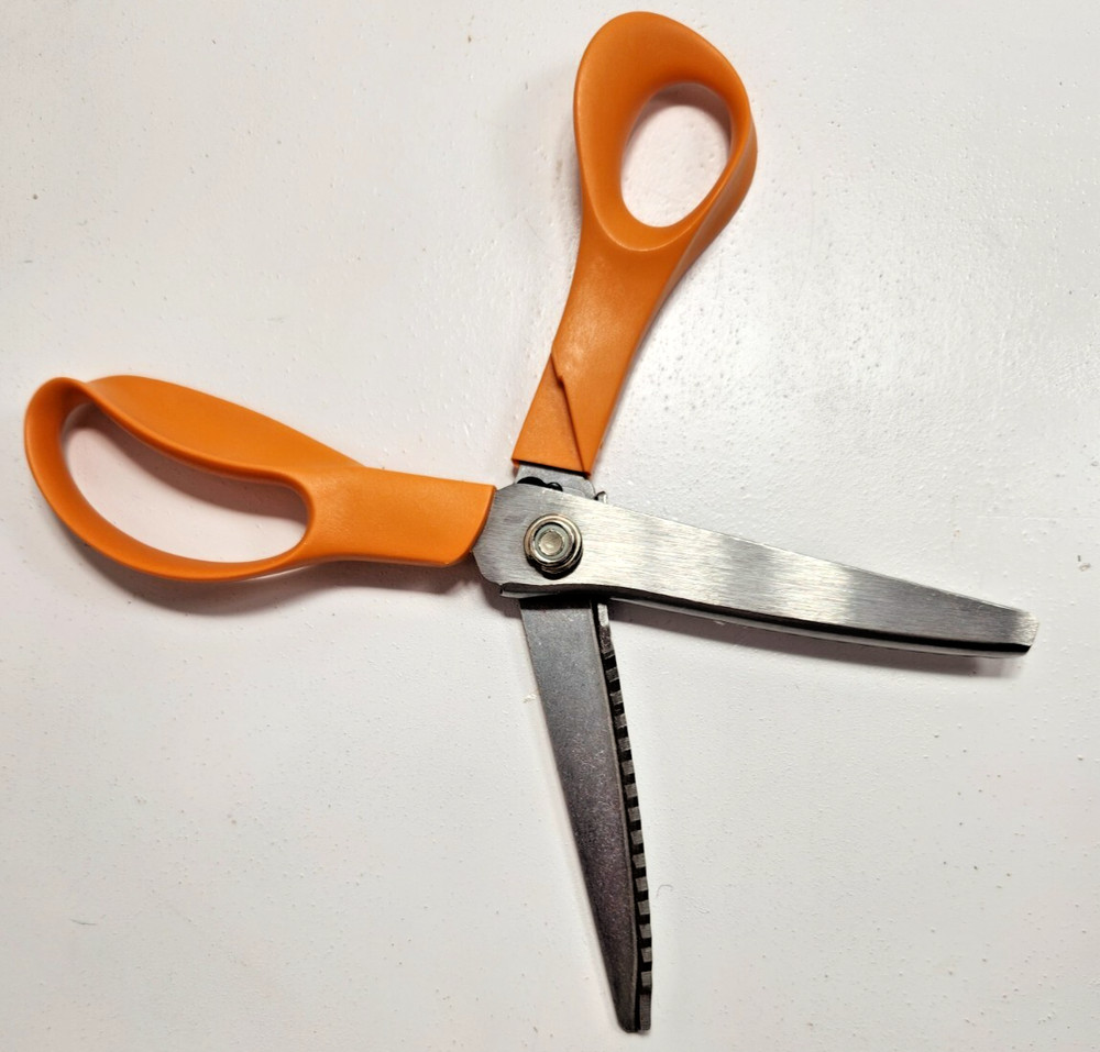 FISKERS ORANGE HANDLE PINKING SHEARS U.S.A ZIG ZAG 5"
