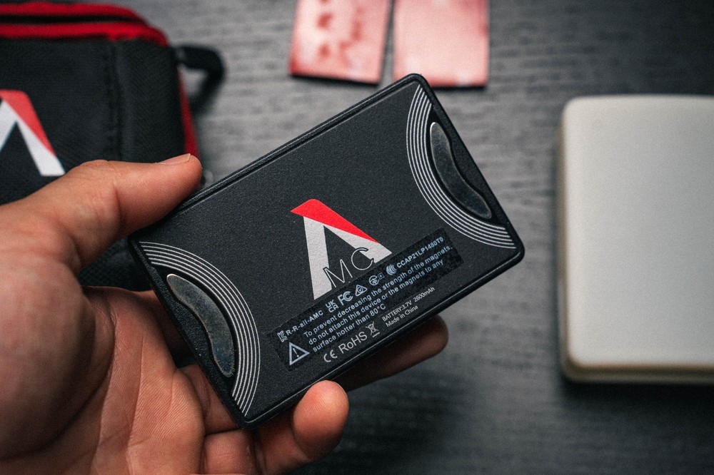 Aputure MC RGBWW Mini LED Light