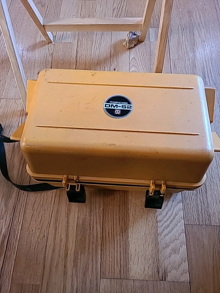 TOPCON DM-S2 SURVEY DISTANCE METER (EDM)