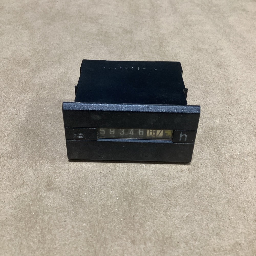 GERMANY / GENERIC 604 7-DIGIT COUNTER MODULE 115V-60HZ 114