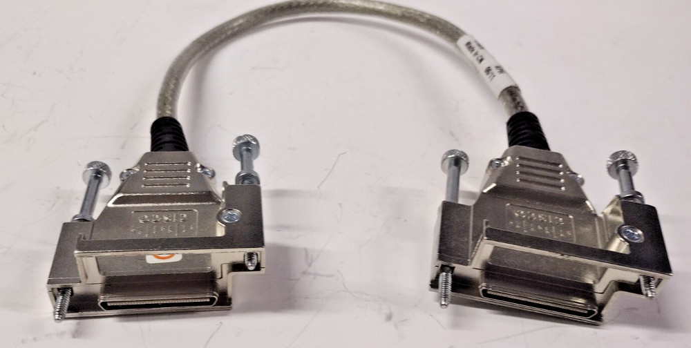 Cisco StackWise Network 1M Switch Stacking Cable CAB-STACK-1M / 72-2632-01