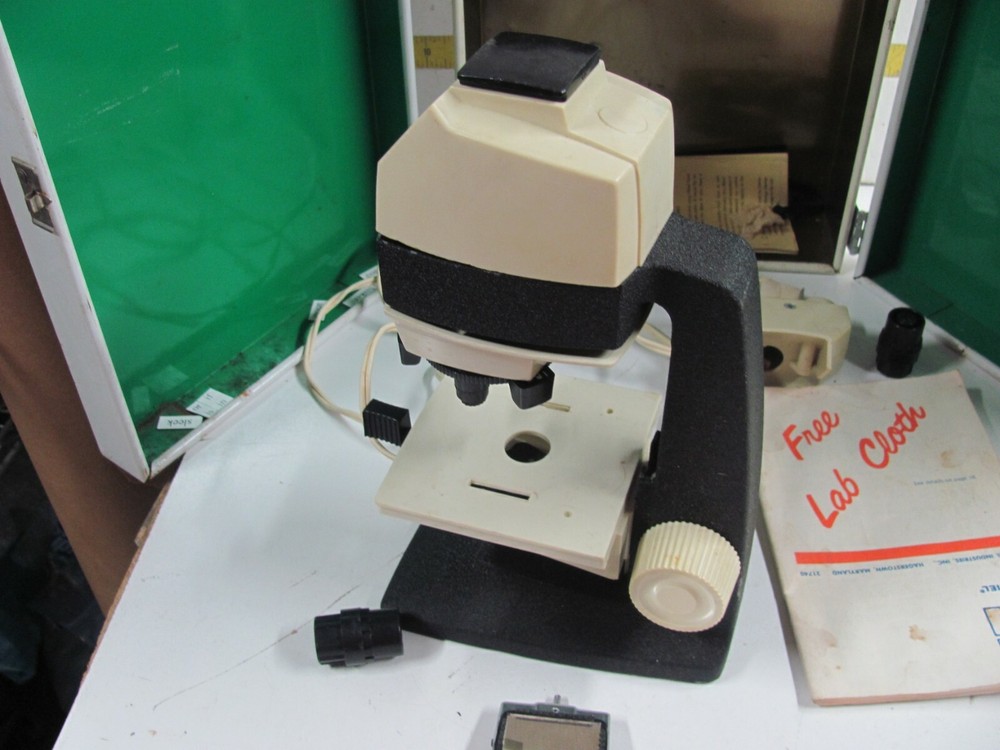 Vintage Porter Microcraft Student Research Series Microscope in Case