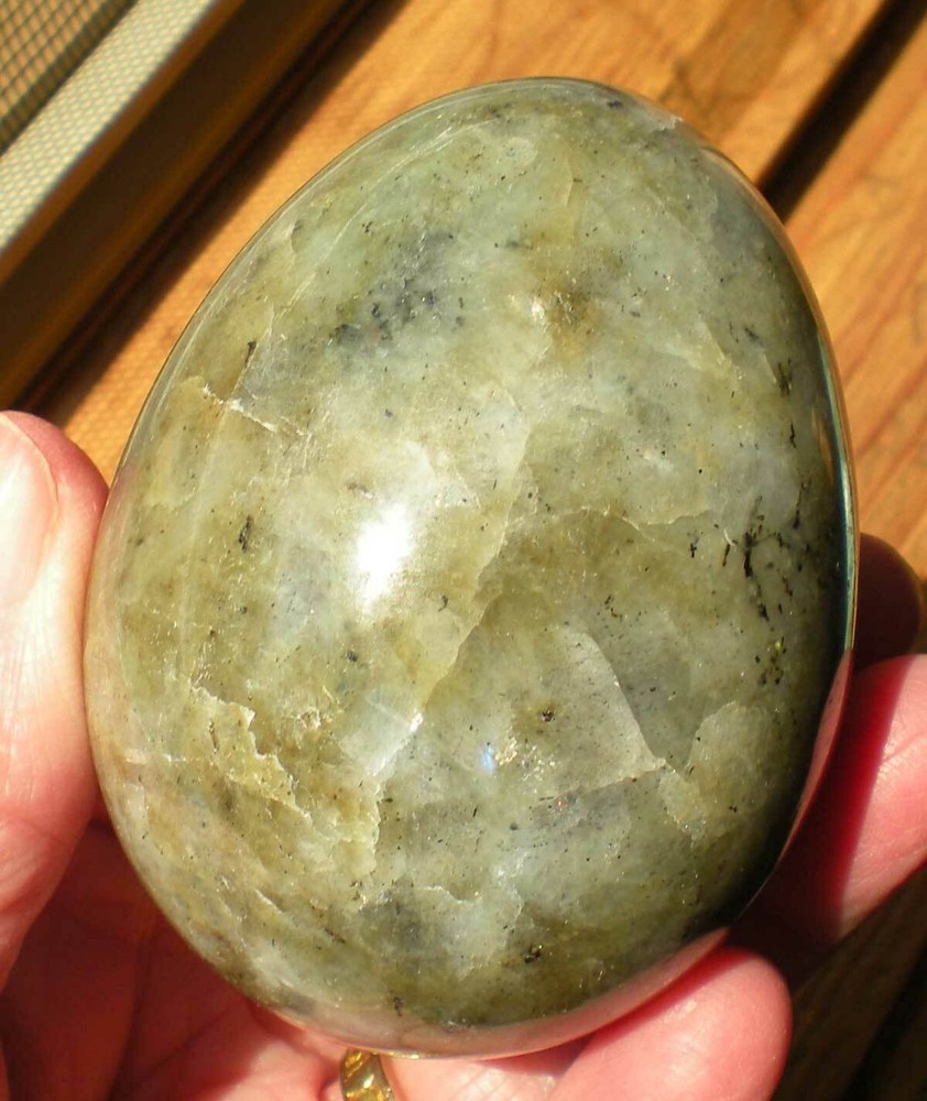 Labradorite Egg Carving  Finland sc1075