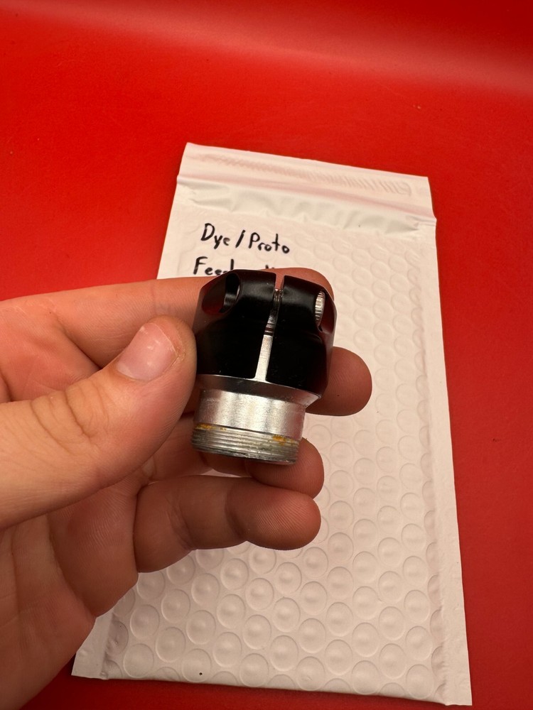 Dye/Proto Feedneck