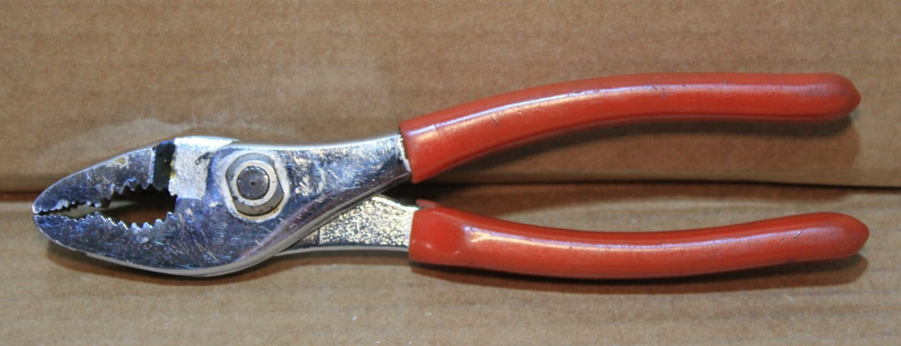 MAC Tools P26A Slip Joint Pliers 6-1/2”