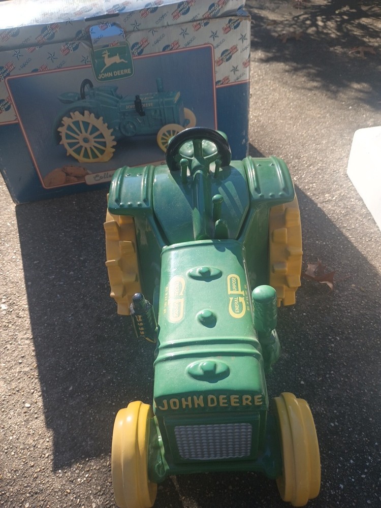 John Deere Tractor Ceramic Cookie Jar 98 Collectible Read
