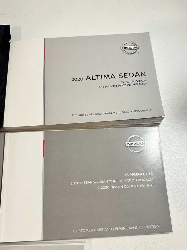 Nissan 2020 Altima Owners Manual Set