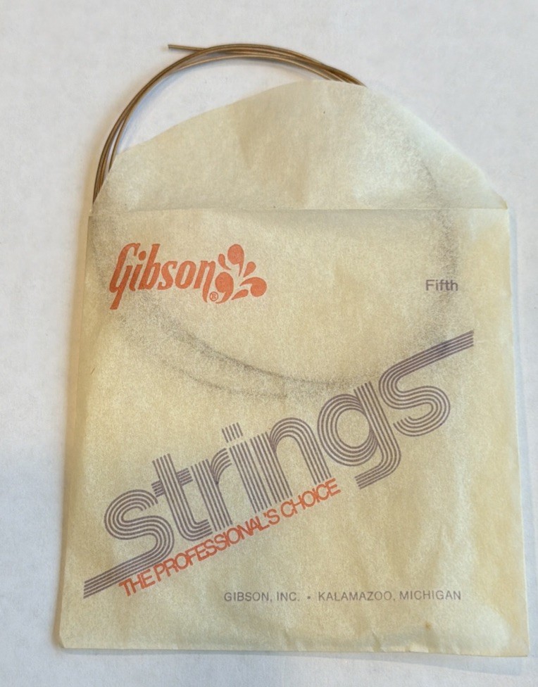 1 NOS  Vintage Gibson String - “Fifth”