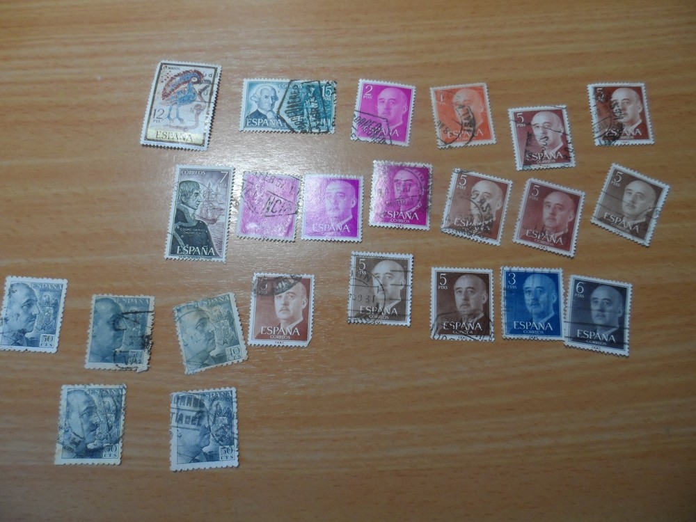 Bundle of vintage Spain stamps