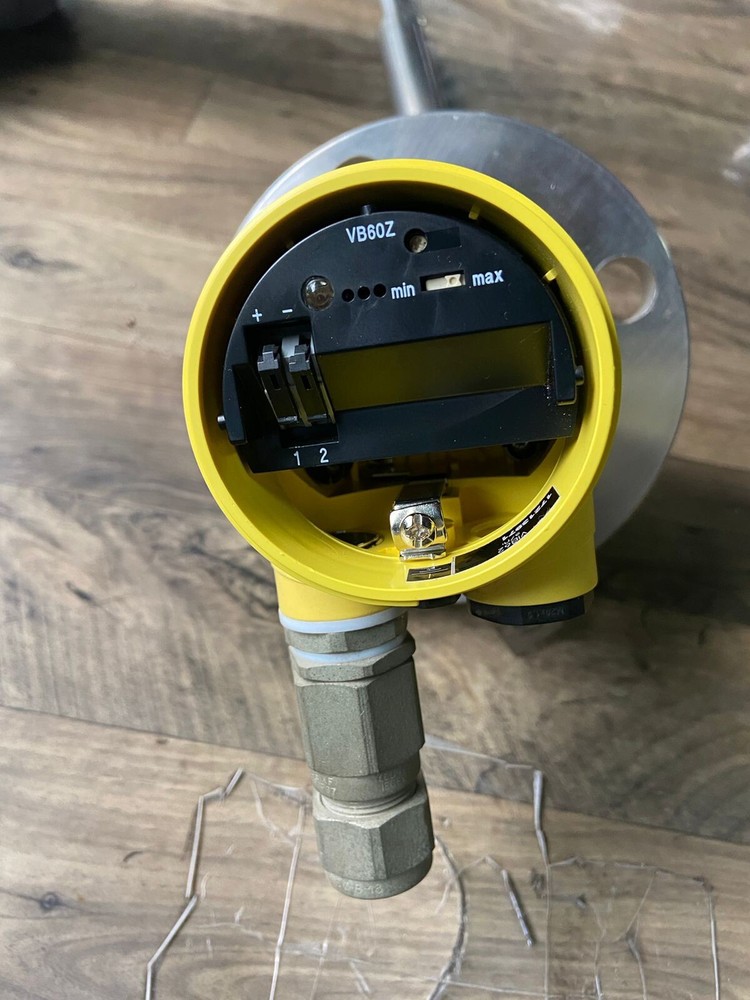 VegaVib 62 VB62.CXTGCZKMX Level Switch