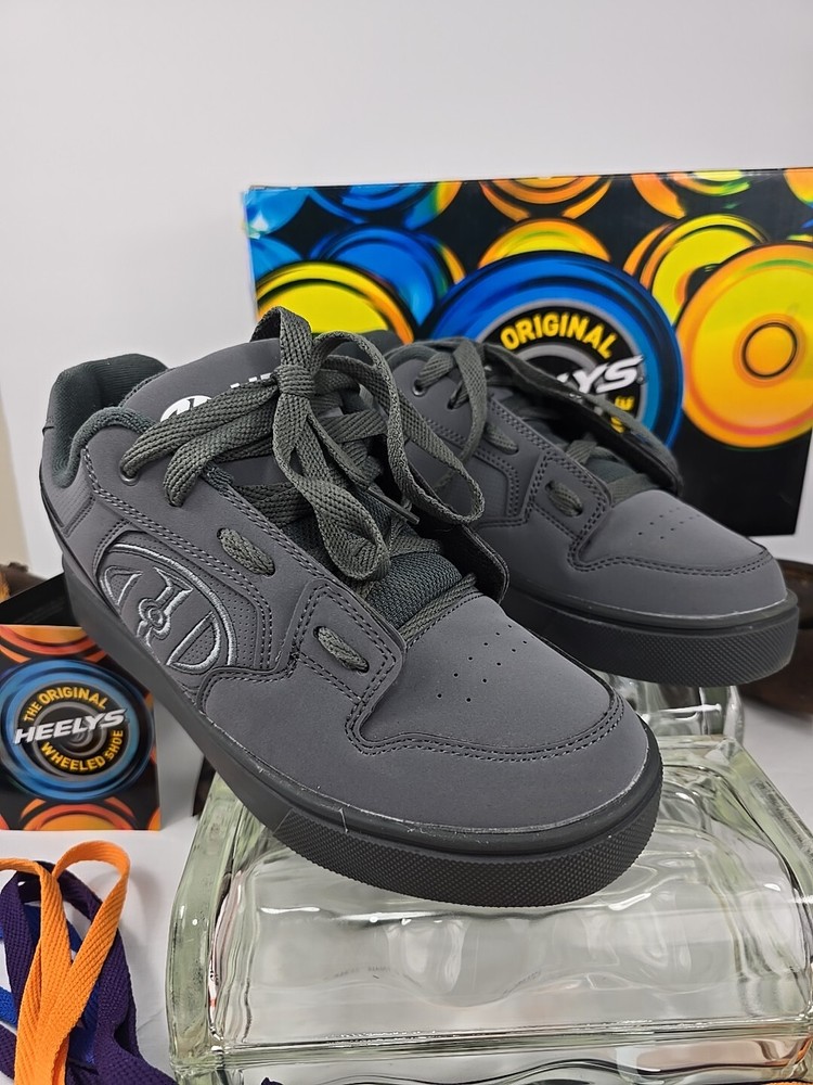 Heelys Motion plus Triple Charcoal Shoe Strings X 4 Tools Heel Cap Box New