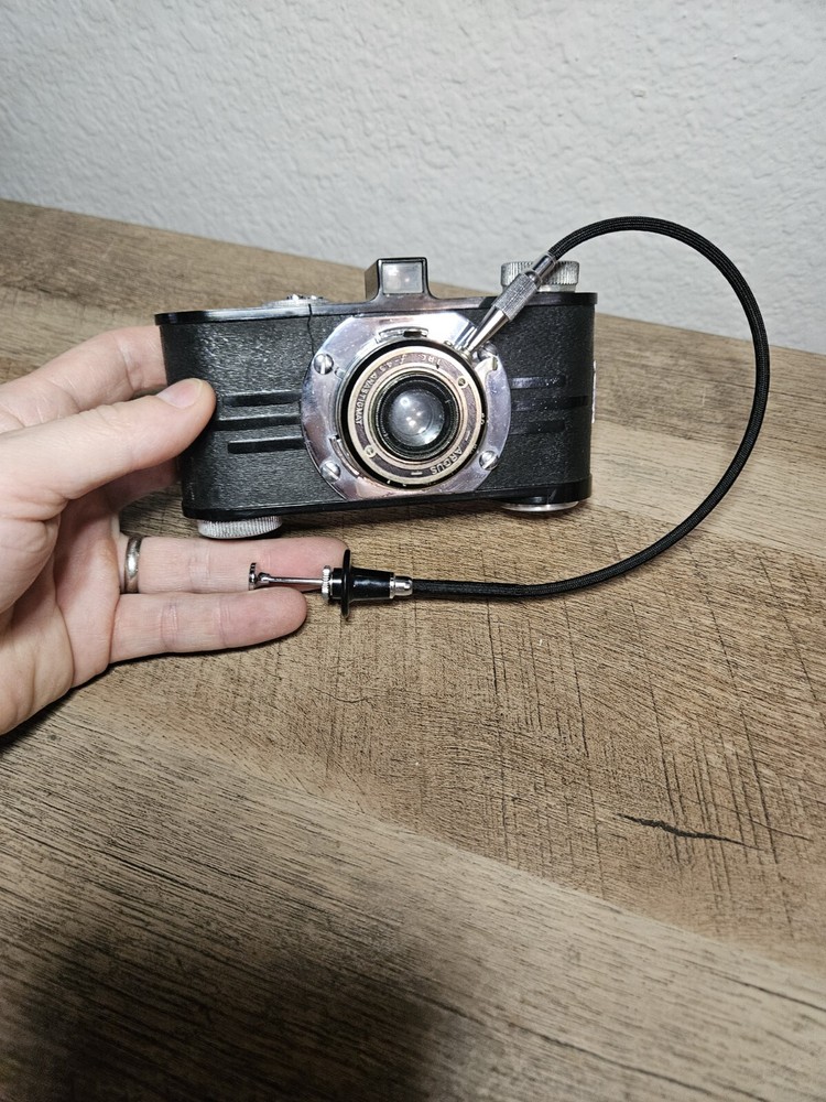 VINTAGE ARGUS I.R.C. ANASTIGMAT CAMERA (Untested)
