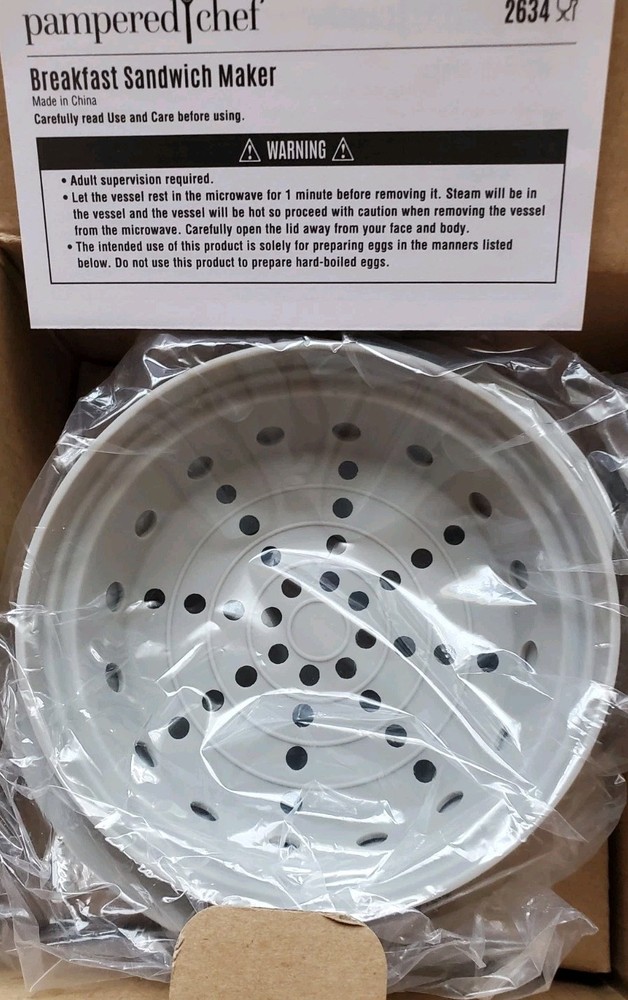 PAMPERED CHEF Breakfast Sandwich Maker #2634