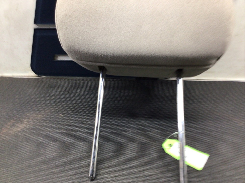 2008 Hyundai Sonata PASSENGER RIGHT FRONT HEADREST
