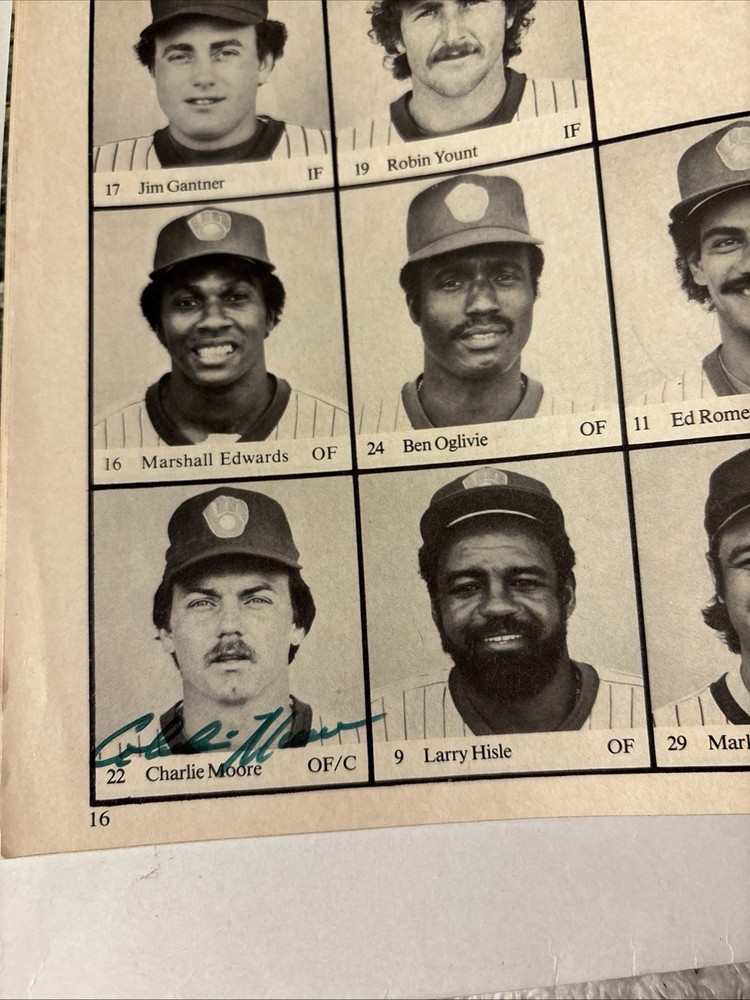1982 Brewers Championship Program /signed 2x R.Lerch, 5x C.Moore