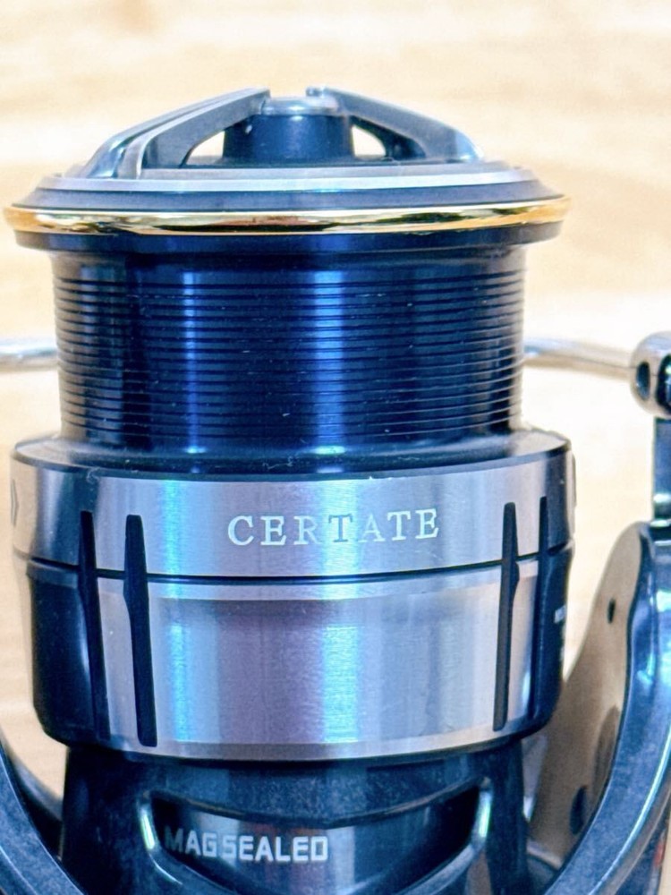 DAIWA 19 Certate LT 2500S 696494
