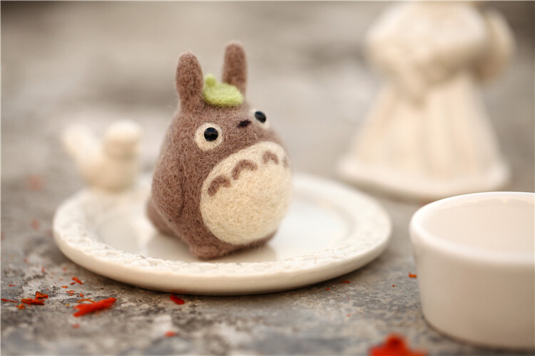 Wool Felting DIY Kit+Tools - Totoro