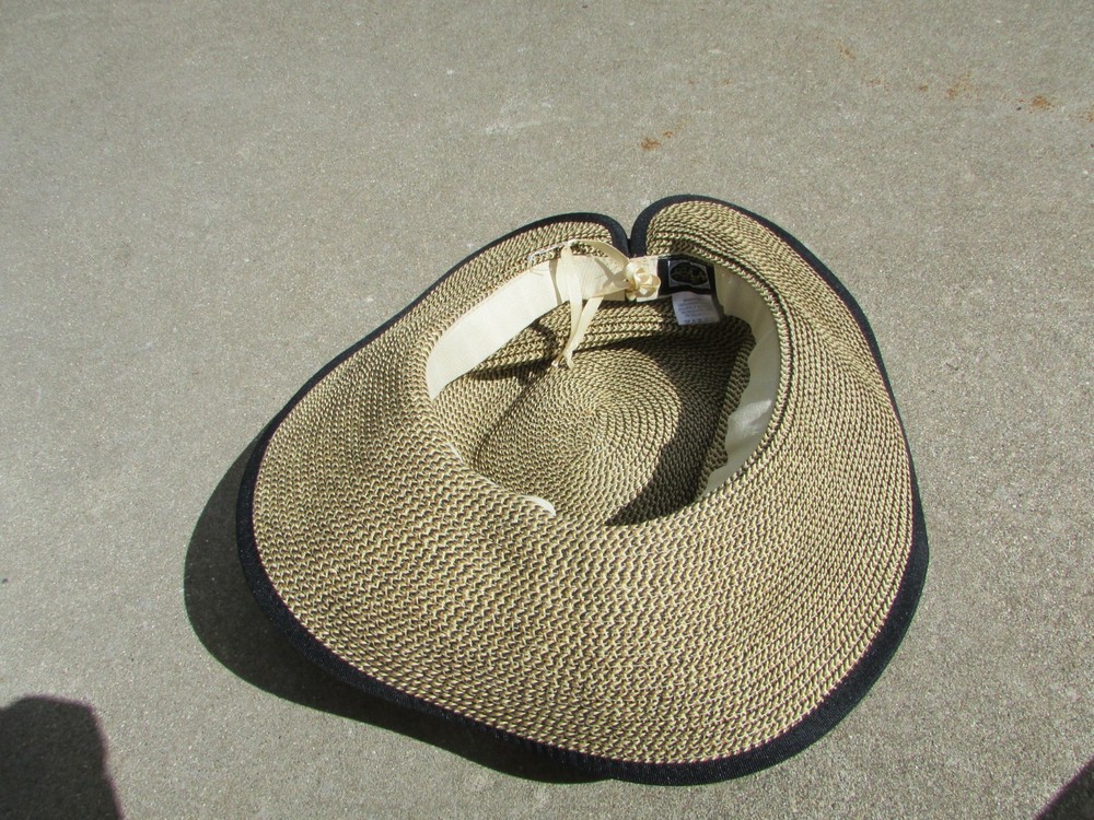 The Scala Collection Brown Black Black Trim One Size Adjustable Sun Hat NICE!