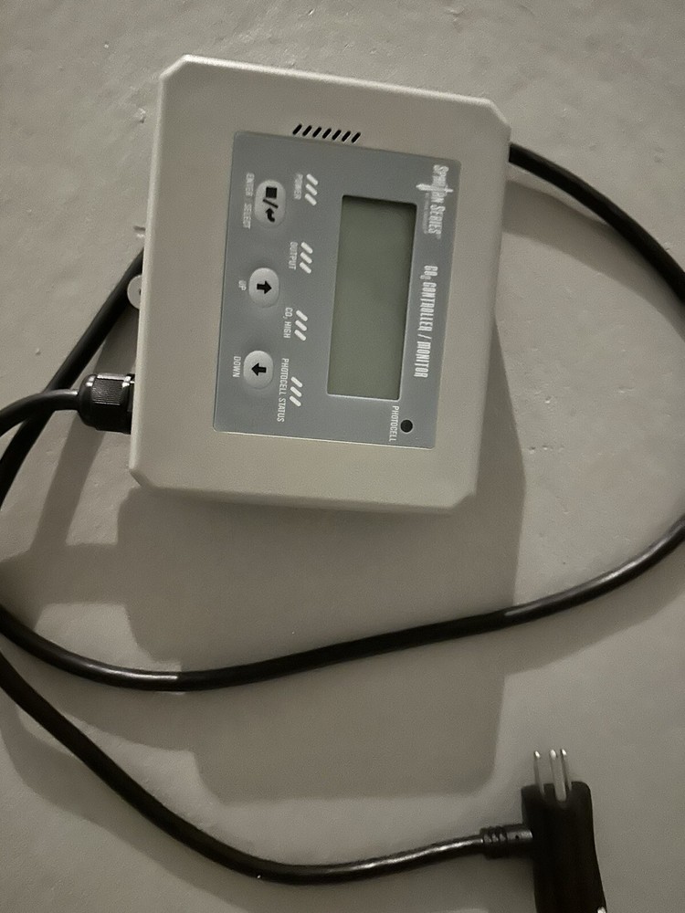 Spartan Series Complete Digital Environment Controller For t, CO2 & Humidity II