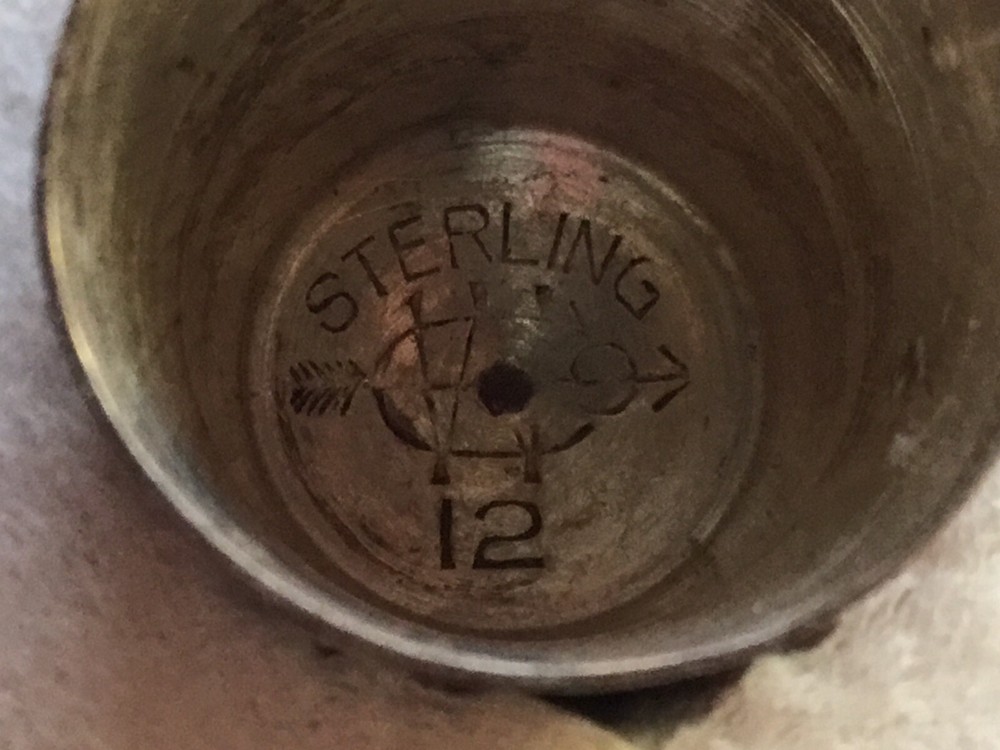 VINTAGE STERLING SILVER THIMBLE WEBSTER 12 FLOWER BORDER