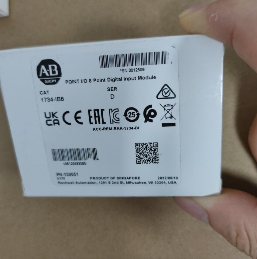 New AB 1734-IB8/D 8Point Digital Input Module 1734IB8 AB Sealed