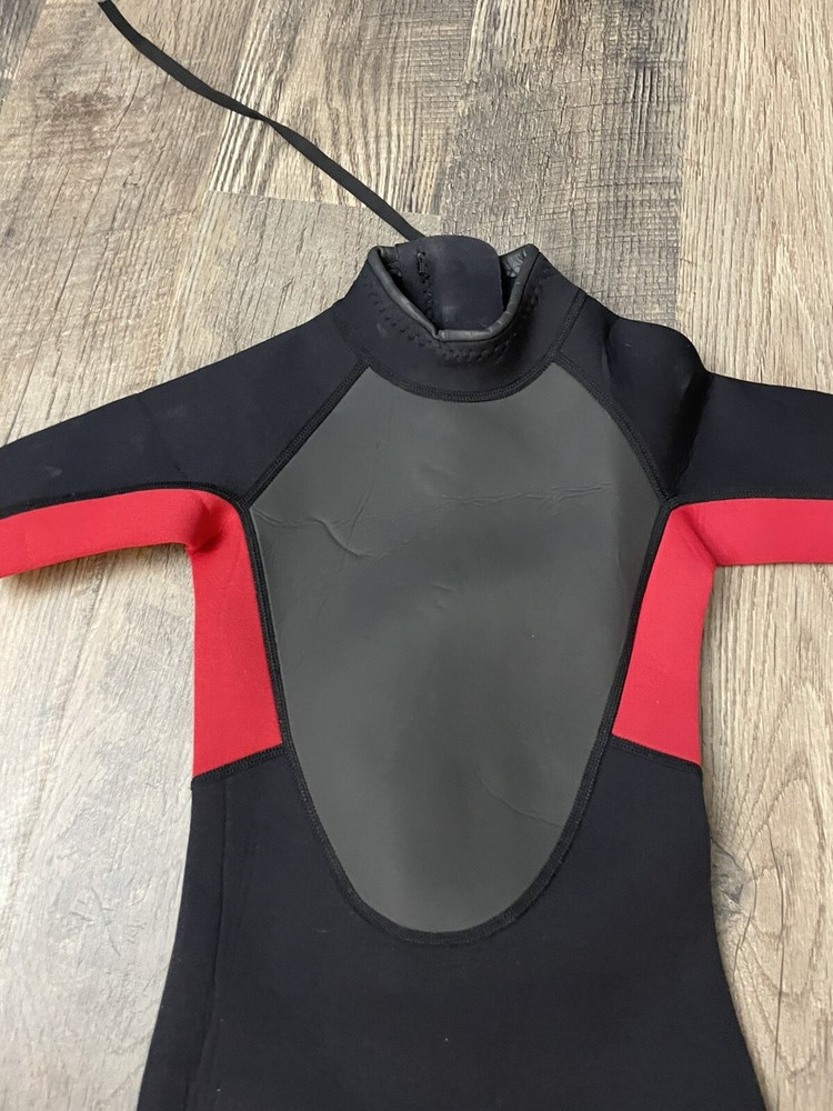 Bare Wet Suit Child Size Small Shorty Red/Black