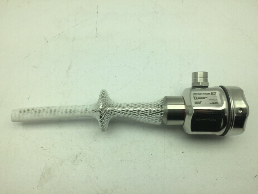 Endress Hauser TH17-C4CCF31AK1 Temperature Sensor with 5" Probe