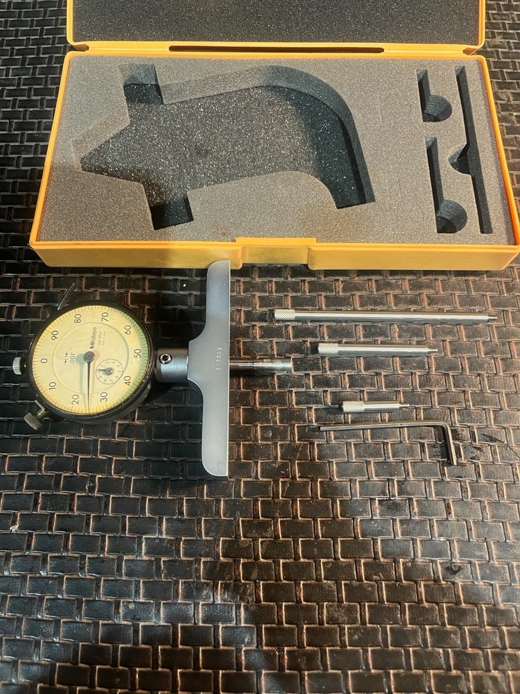 Mitutoyo Dial Depth Indicator 0-8" Range .001" w/4" Base