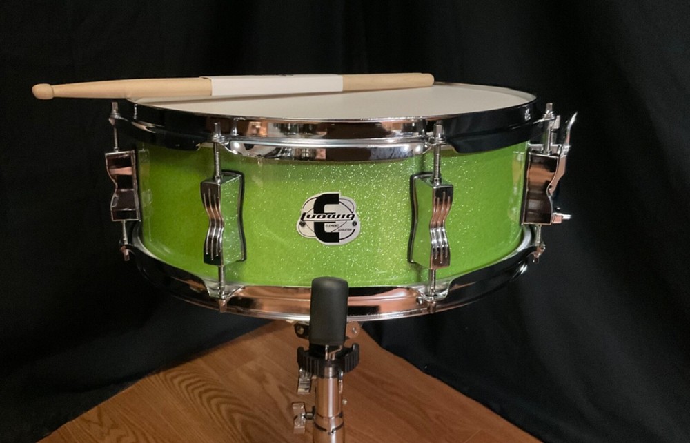 Ludwig Element Evolution Snare Drum, Stand and Sticks, Open Box, Mint Sparkle