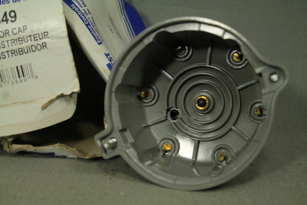 nos Quest 51-1649 Distributor Cap