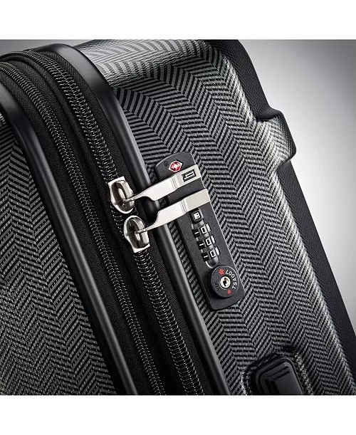 Hartmann 26” Spinner Suitcase Black Chevron Pattern one zipper work for closing
