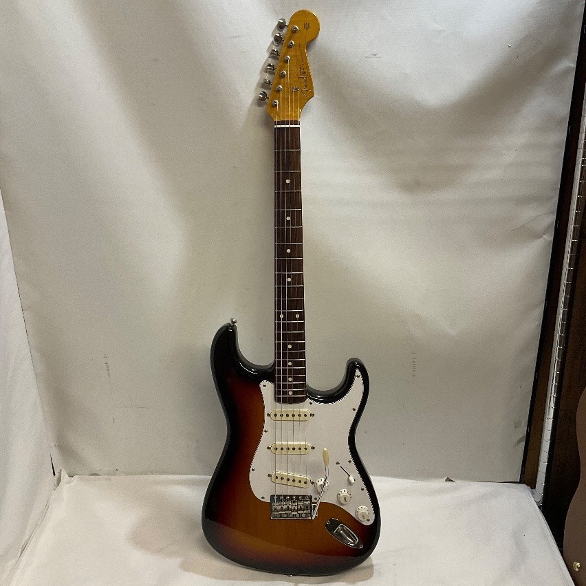 FENDER JAPAN ST62 Used Sunburst