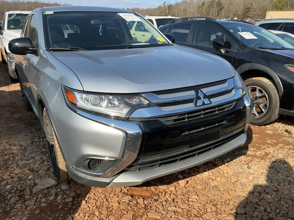 OUTLANDER 2017 Glove Box 4944629