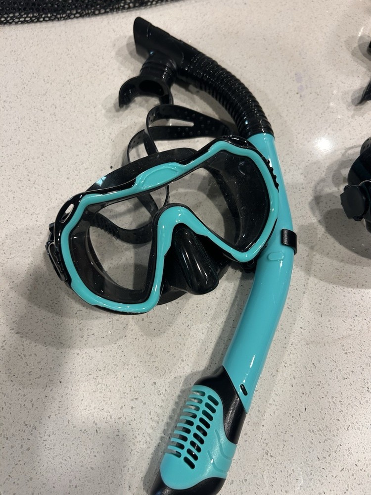 Full Face Snorkel Masks (2) – Great Condition