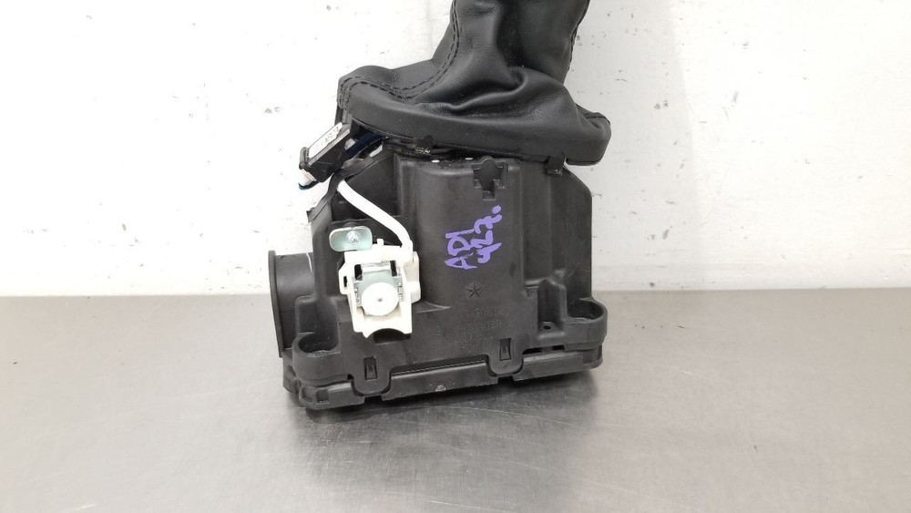 21 DODGE DURANGO SRT 392 AUTOMATIC TRANSMISSION SHIFTER 68428791AC