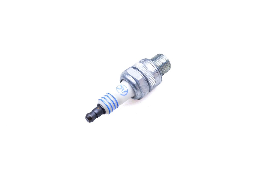 AC M40FF Spark Plug NOS