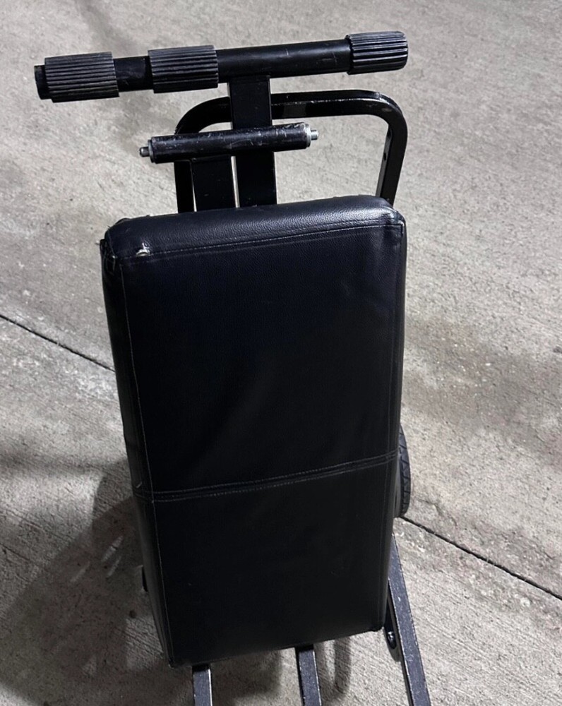 Used Gator frameworks Piano Bench