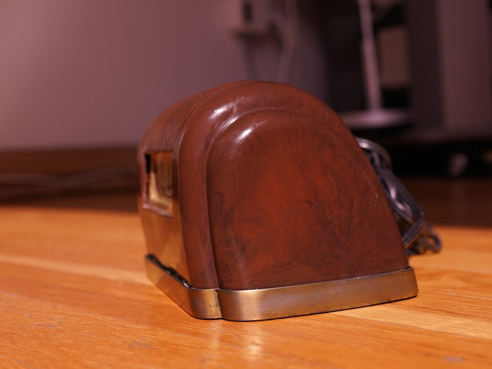 Federal Bakelite Art Deco Flip Clock