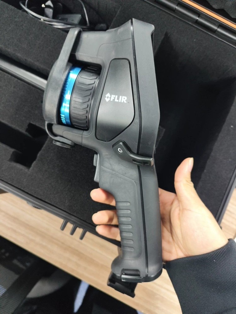 Flir E76 Advanced Thermal Camera
