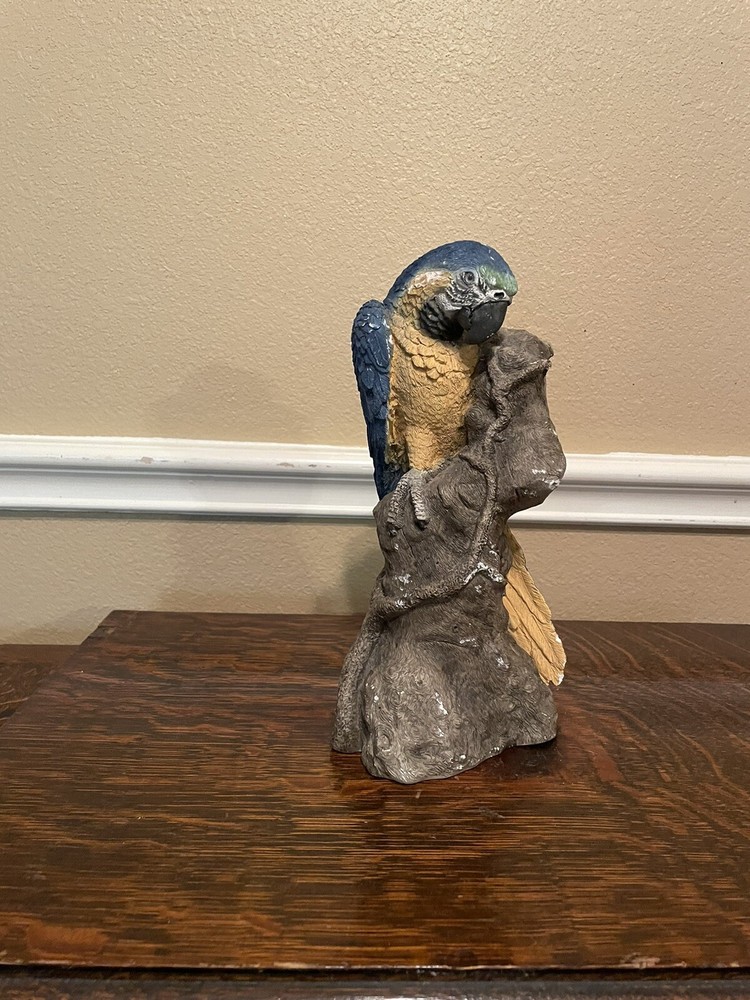 Animal Classic Statue