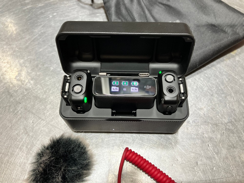 DJI MIC (2TX+1RX+CHARGING CASE) WIRELESS