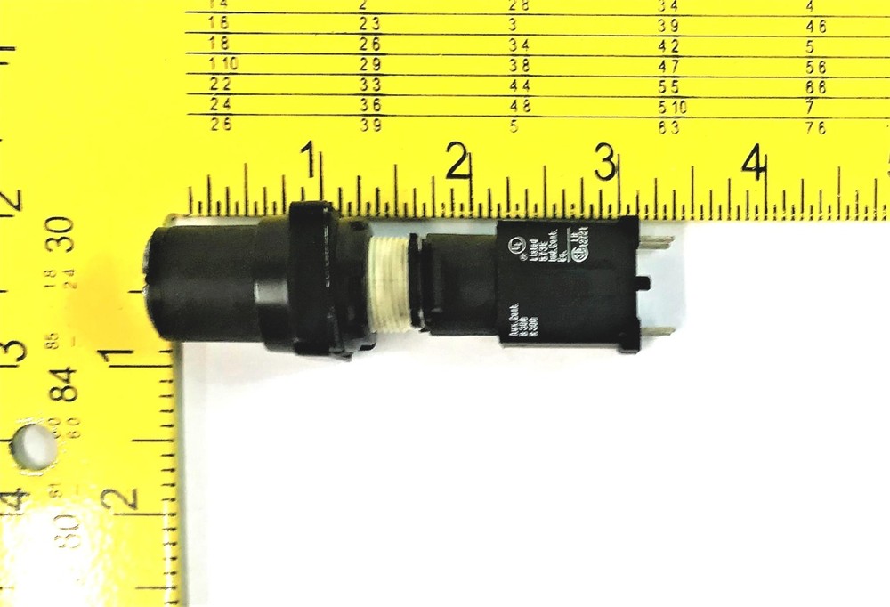 SQUARE D 3 POSITION SELECTOR SWITCH D5L80DU20 NOS