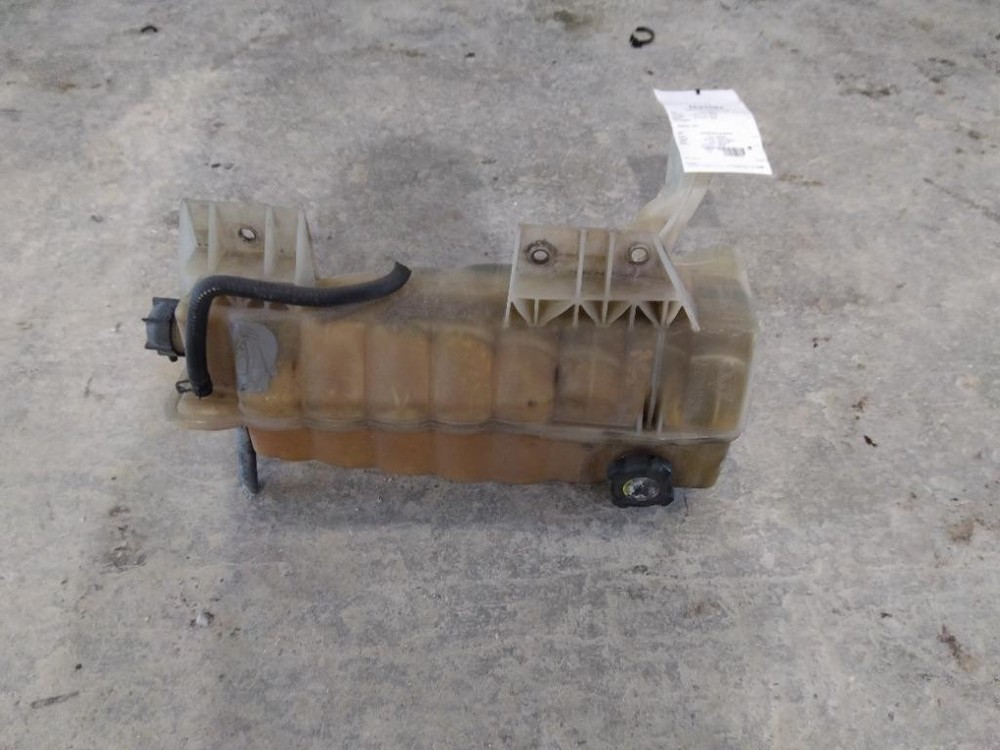 For 2016 PETERBILT 579 RADIATOR OVERFLOW TANK , MN