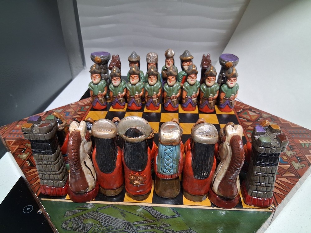 Aztec vs Spanish Conquistador Chess Set Handmade in Peru Foldable Board King 2"