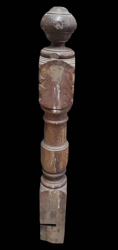 Turned Newel Post GAM0273